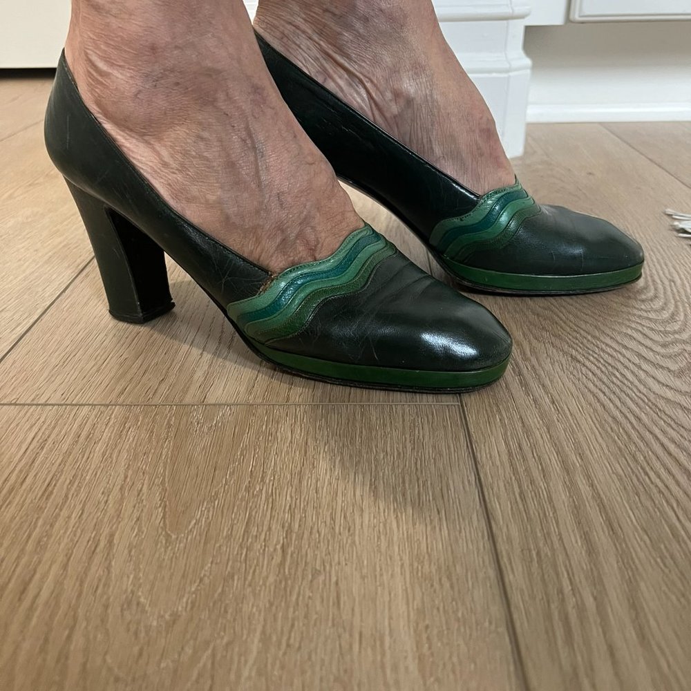 Vintage Mishelle of Roma Green leather pumps - Picture 3 of 11